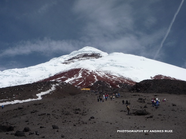 Choose what class of hotel do you wish,  for your Program in Ecuador